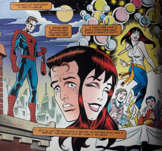 ZONA FRANCA COMICS: THE AMAZING SPIDER-MAN PARALLEL LIVES-GRAPHIC NOVEL